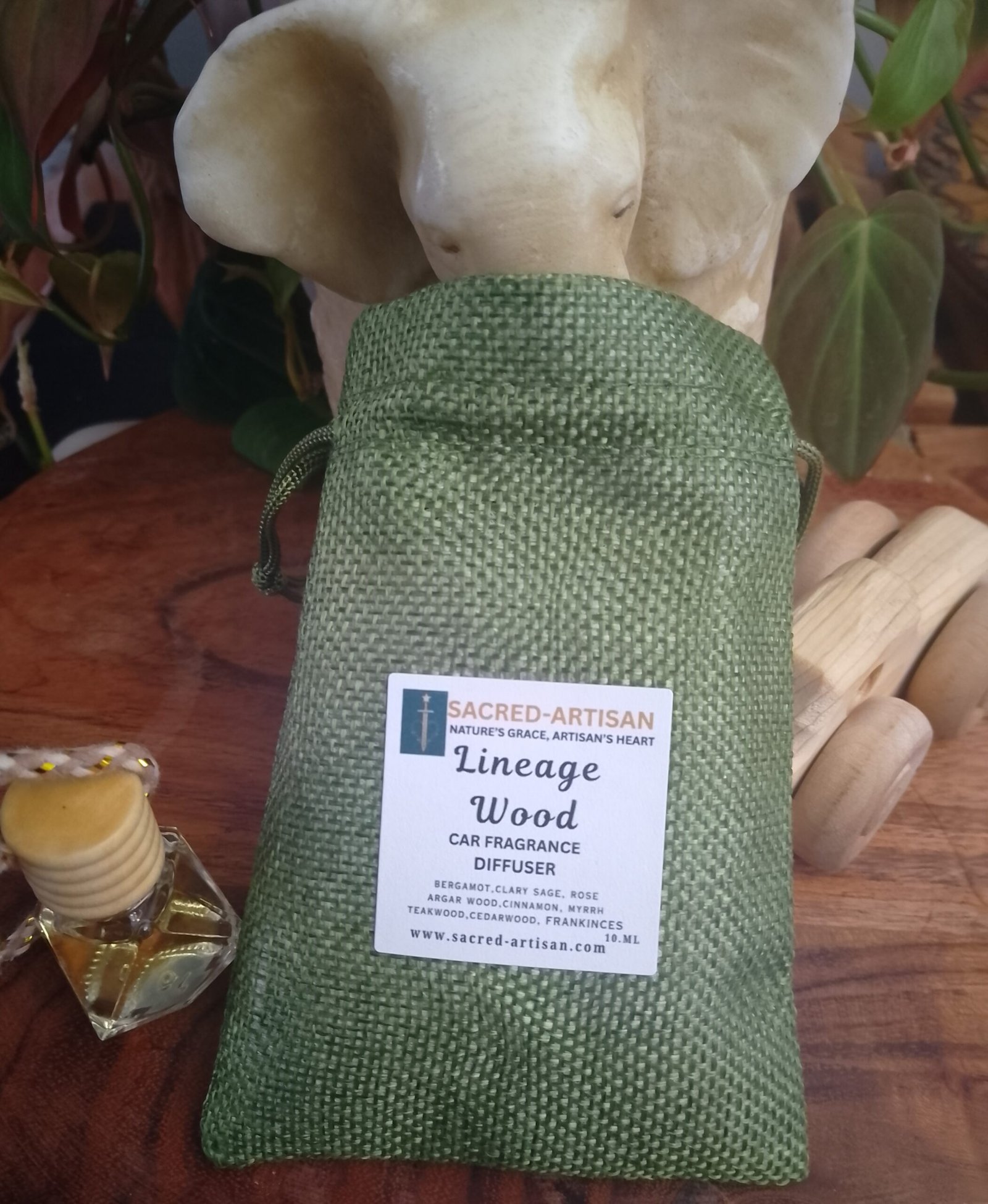 LINEAGE WOOD CAR FRAGRANCE DIFUSSER