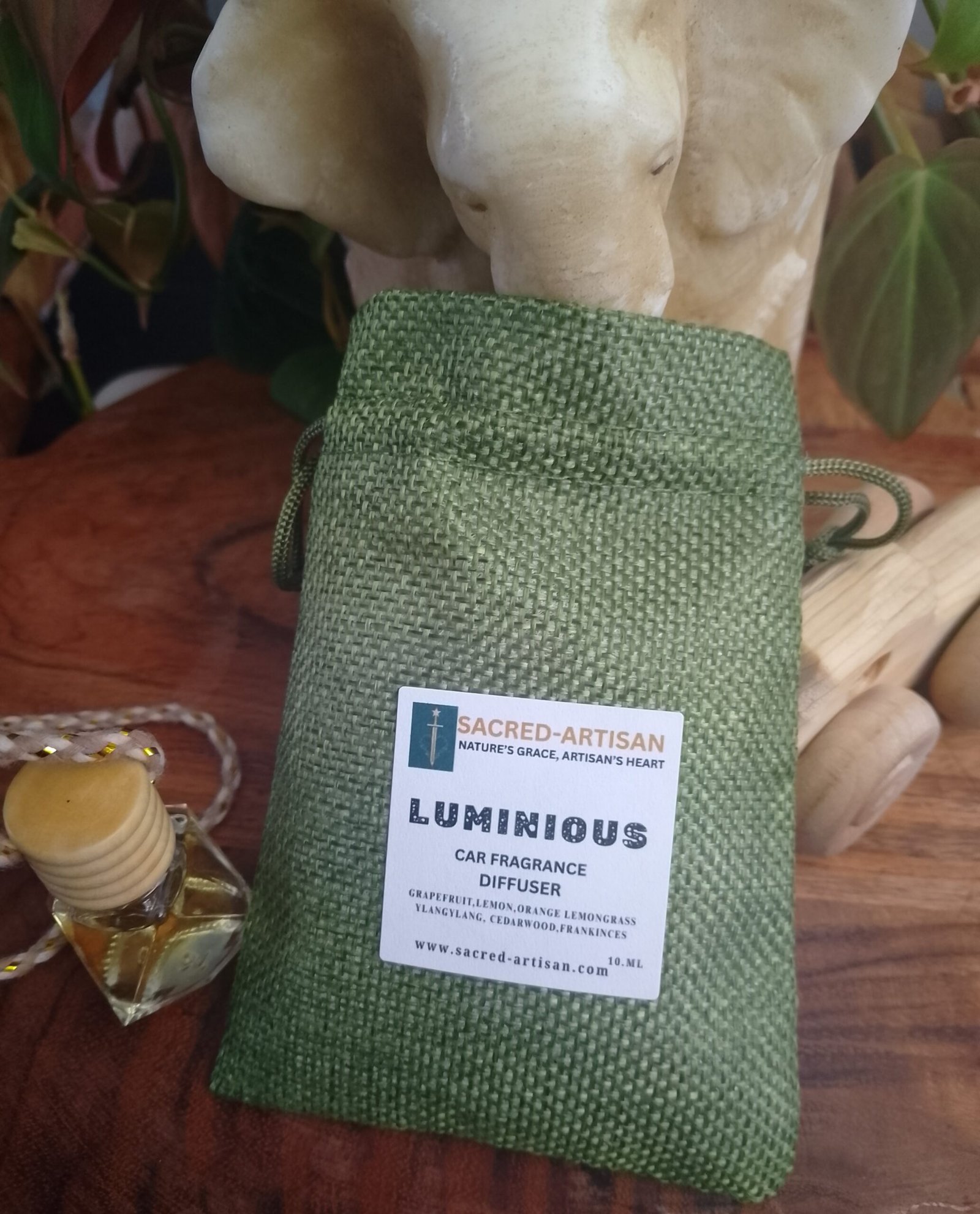 LUMINIOUS CAR FRAGRANCE DIFFUSER